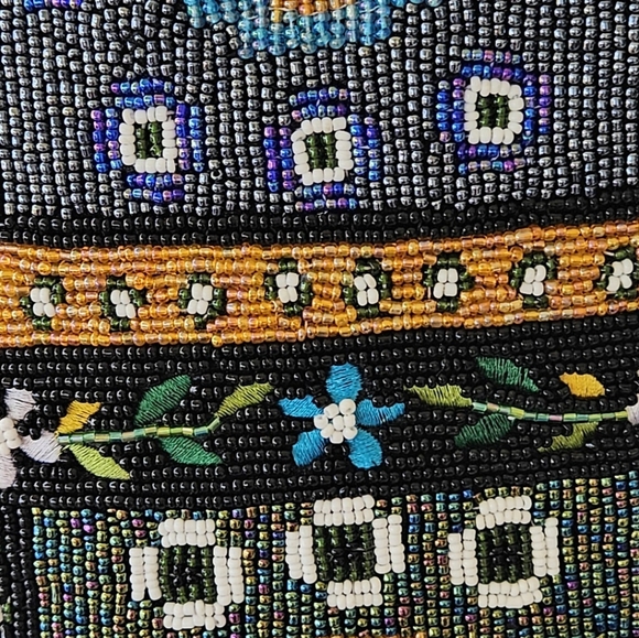 🍍 Beaded Double Strap Handbag - Picture 2 of 5